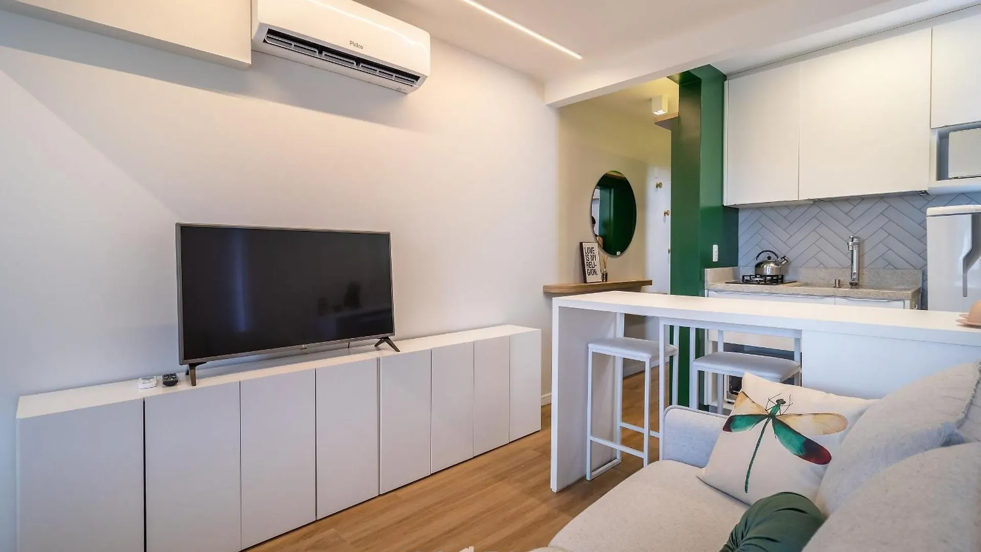 Estudio Charmoso Em Itacorubi Jvv303 kontakter